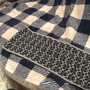 Coach scarf
